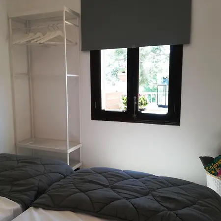 Casa 2 Pins, House 300m From The Of Apartament