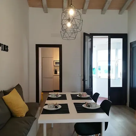 Casa 2 Pins, House 300m From The Of Porto Cristo