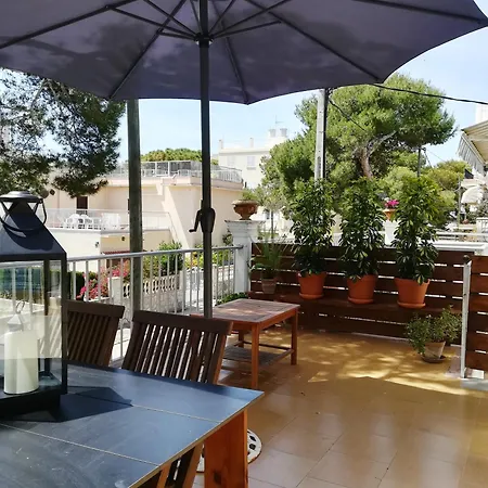 Apartament Casa 2 Pins, House 300m From The Of *